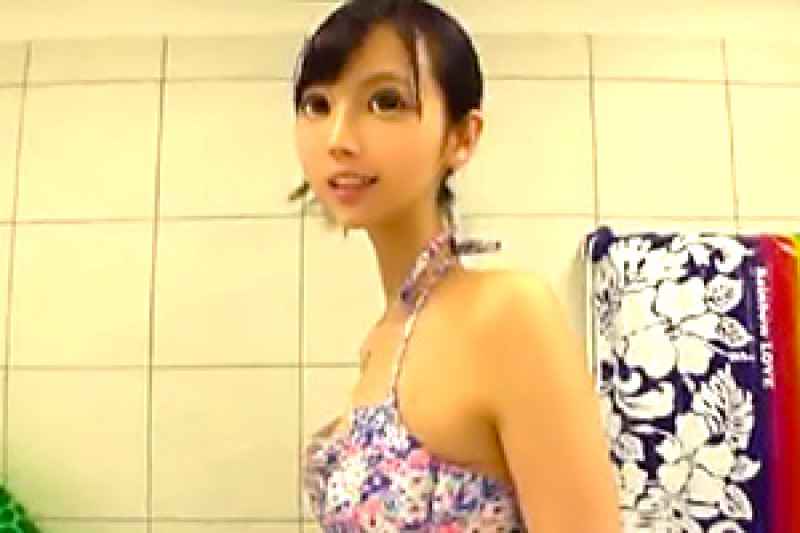 17周年記念SP 新宿で声を掛けた可愛いお嬢さんに「新作水着のモデルになってください」と声をかけ、撮影でテンションを上げてヌルヌル泡泡ソープ体験 本編撮りおろし＋ソープ体験総集編