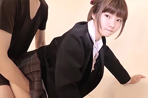 【個人撮影】素人の制服JKを募集して円光するハメ師の映像！