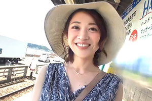 【素人】風薫る初夏の鎌倉で出会った透明感抜群の43歳人妻が7年ぶりのSEX！